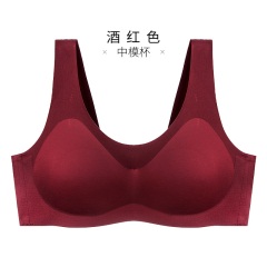11千奈美内衣女无钢圈带胸垫无痕一体式背心瑜伽大胸显小运动文胸