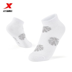 特步正品女袜子透气中筒袜短袜2020新款舒适纯棉防臭运动袜-3双装E96